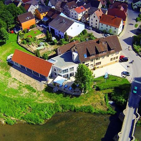 Landgasthof zum Hirschen Tauberrettersheim Exterior foto