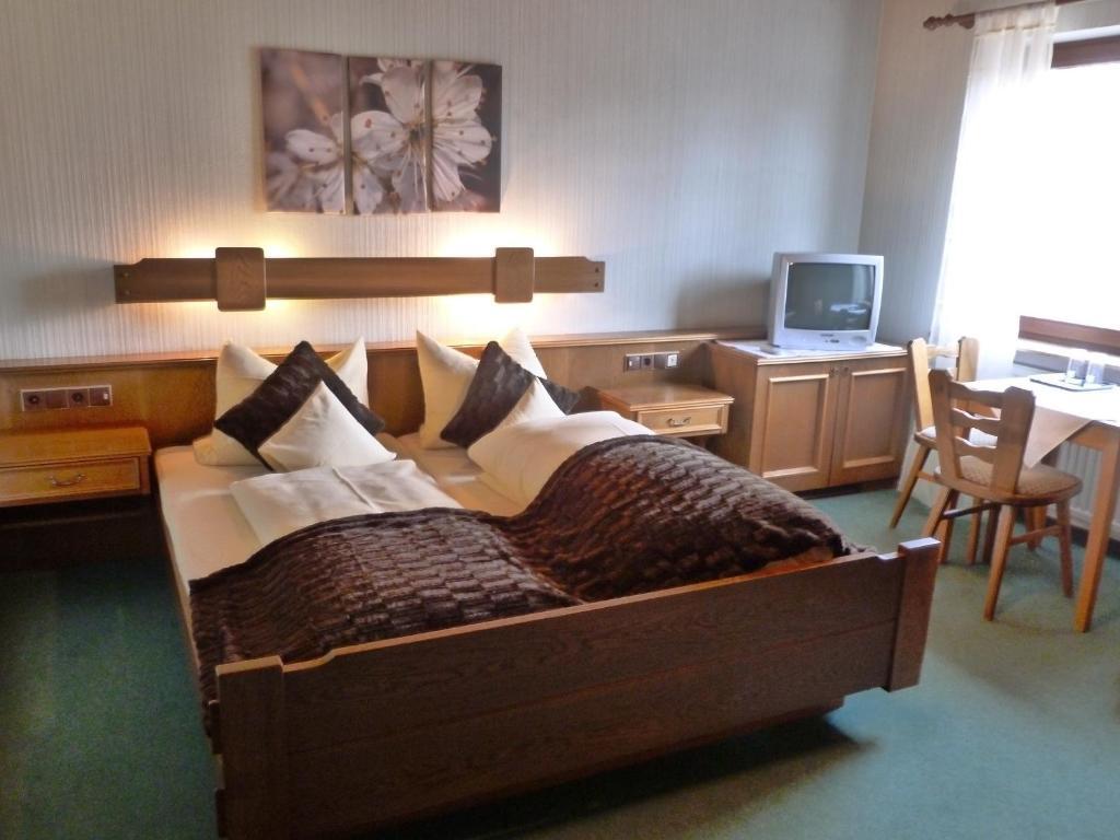 Landgasthof zum Hirschen Tauberrettersheim Zimmer foto